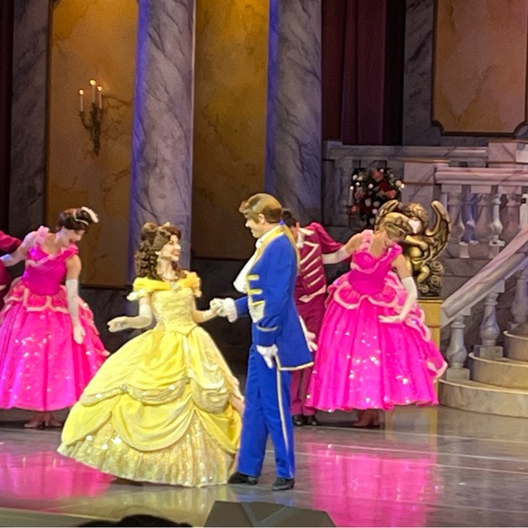 Meet your Posher, Deborah - Picture 9 of 9